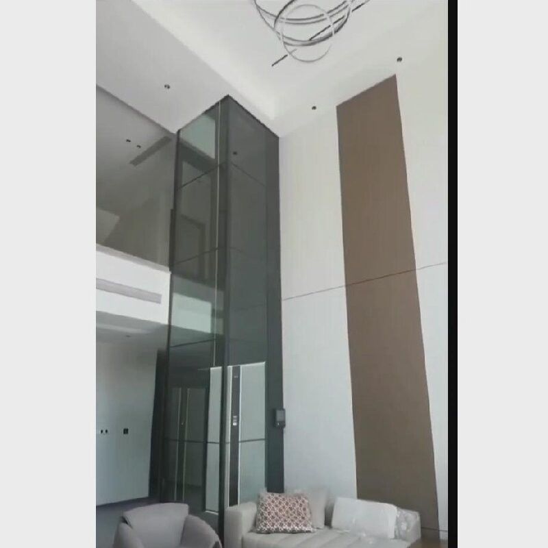 सुरक्षित और विश्वसनीय स्क्रू-चालित लिफ्ट | आपातकालीन स्टॉप बटन के साथ स्टेनलेस स्टील डिज़ाइन