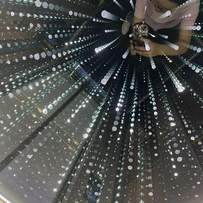 फैशन ऑटोमैटिक स्लाइडिंग डोर ट्रैक्शन होम लिफ्ट 0.4-1.0 एम/एस संगमरमर का फर्श